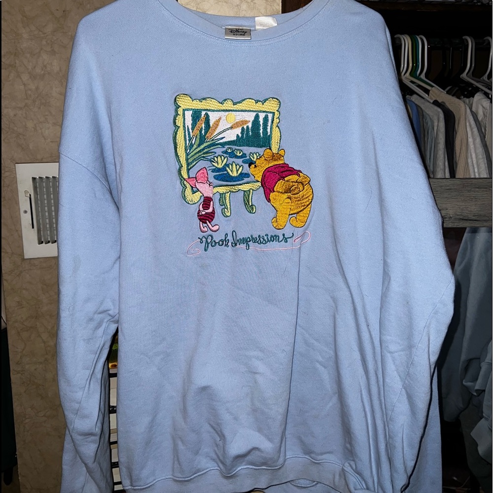 Vintage Disney “Winnie the Pooh” crewneck sweatshirt
